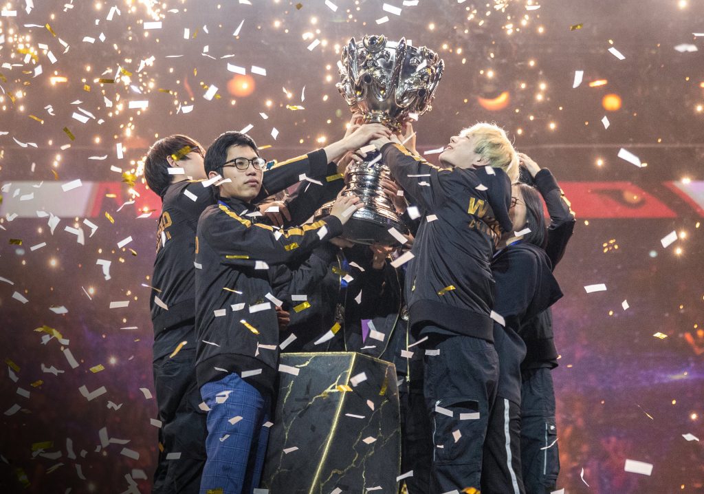 lol_worlds_fpx-1024x718.jpeg